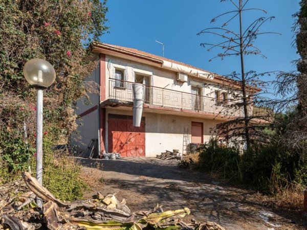 casa indipendente in vendita a Misterbianco