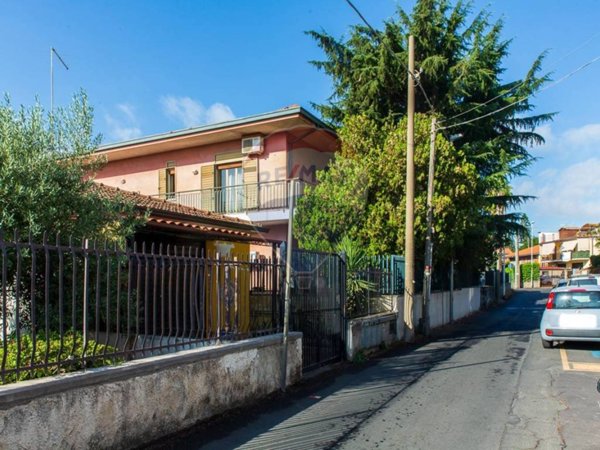 appartamento in vendita a Misterbianco in zona Centro Città