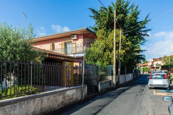 appartamento in vendita a Misterbianco in zona Belsito