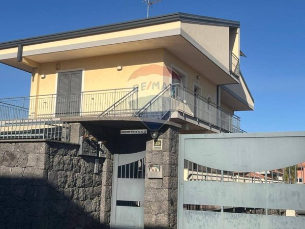 casa indipendente in vendita a Misterbianco in zona Serra