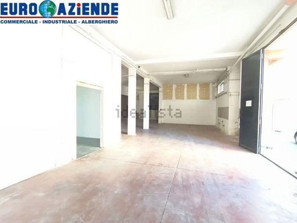 negozio in vendita a Misterbianco