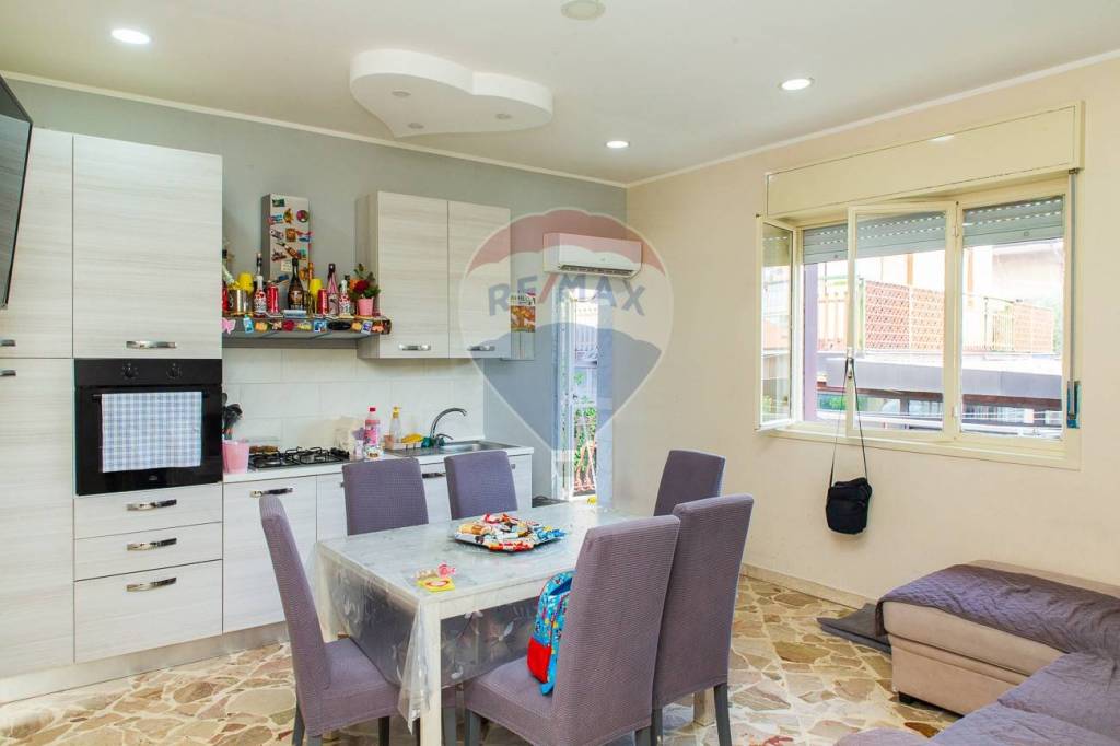 appartamento in vendita a Misterbianco in zona Belsito