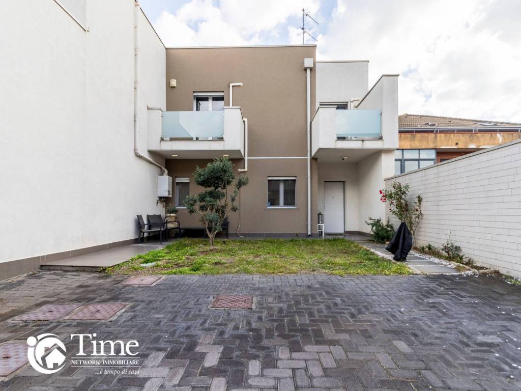 casa indipendente in vendita a Misterbianco