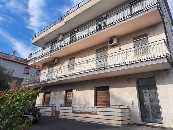 appartamento in vendita a Misterbianco in zona Belsito