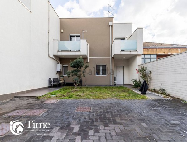 casa indipendente in vendita a Misterbianco