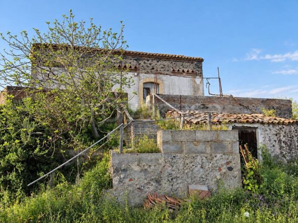 casa indipendente in vendita a Misterbianco