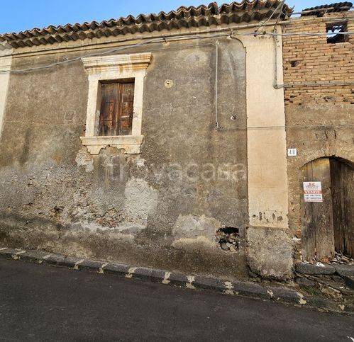 casa indipendente in vendita a Misterbianco