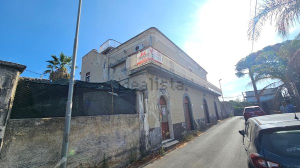 casa indipendente in vendita a Misterbianco