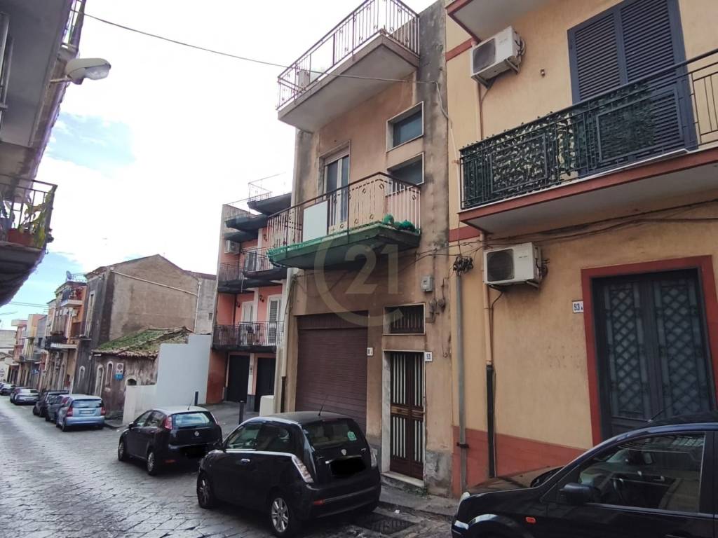 casa indipendente in vendita a Misterbianco
