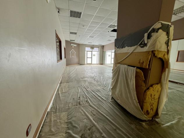 negozio in vendita a Misterbianco