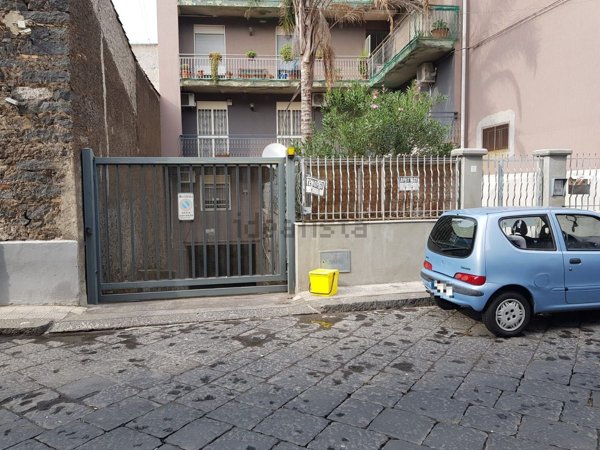 casa indipendente in vendita a Misterbianco