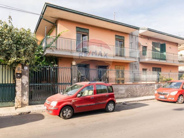 casa indipendente in vendita a Misterbianco