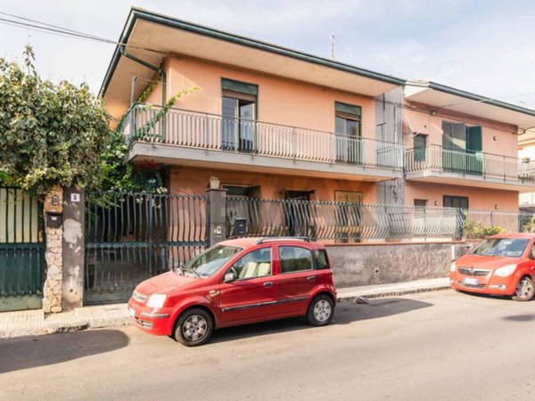 casa indipendente in vendita a Misterbianco