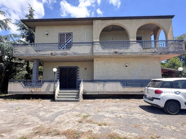 casa indipendente in vendita a Misterbianco