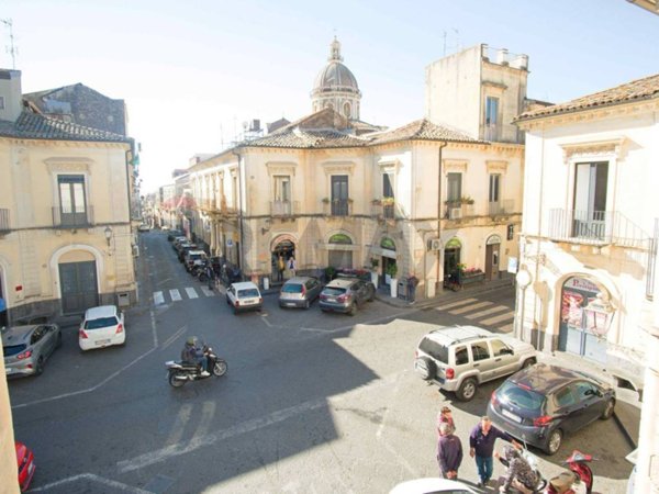 casa indipendente in vendita a Misterbianco in zona Centro Città