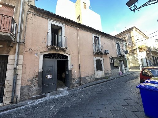 casa indipendente in vendita a Misterbianco in zona Centro Città