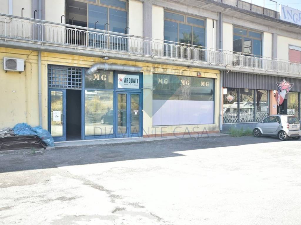 negozio in vendita a Misterbianco