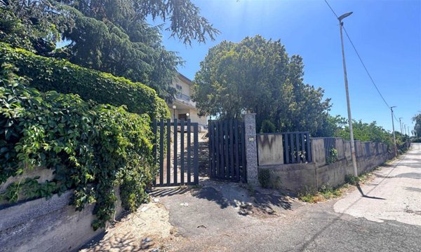 casa indipendente in vendita a Misterbianco