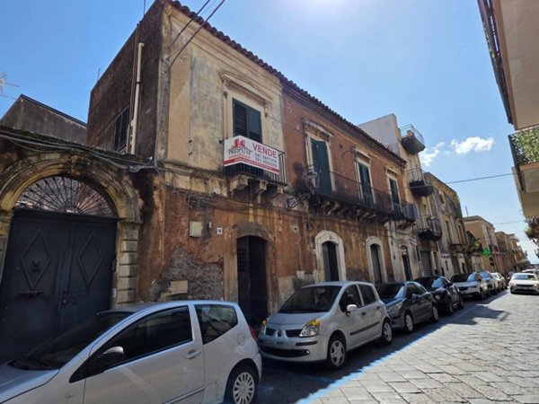 casa indipendente in vendita a Misterbianco