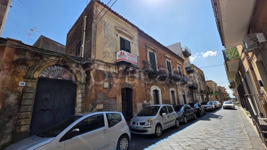 casa indipendente in vendita a Misterbianco