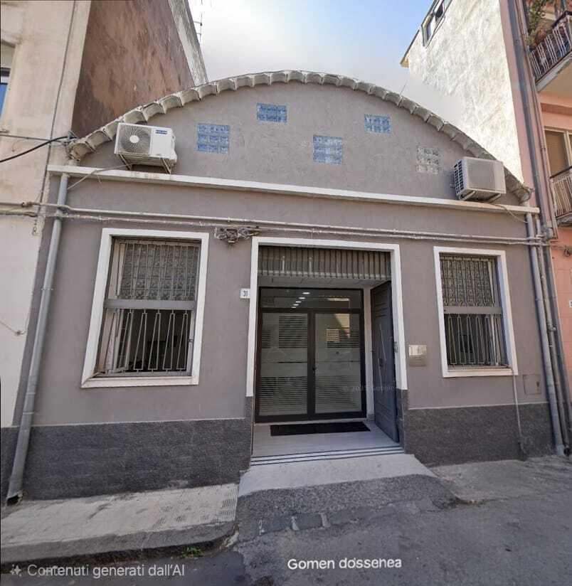 esavano in vendita a Misterbianco in zona Centro Città