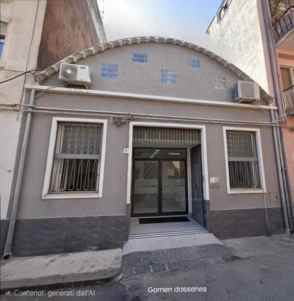 negozio in vendita a Misterbianco in zona Centro Città