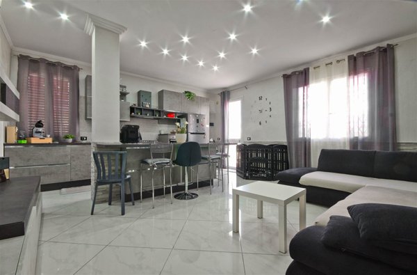 casa indipendente in vendita a Misterbianco