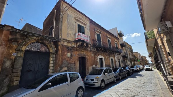 casa indipendente in vendita a Misterbianco