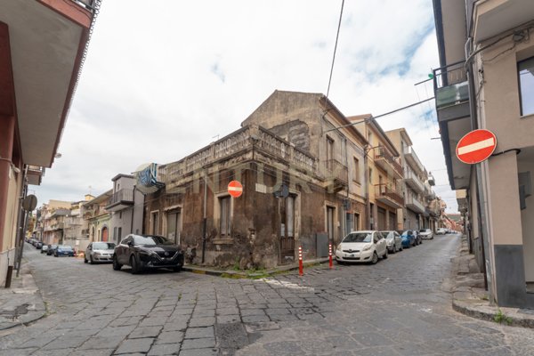 casa indipendente in vendita a Misterbianco in zona Centro Città