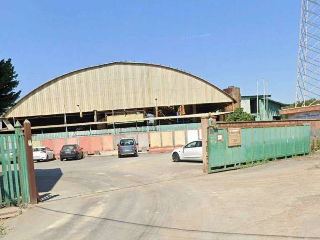 locale commerciale in vendita a Misterbianco