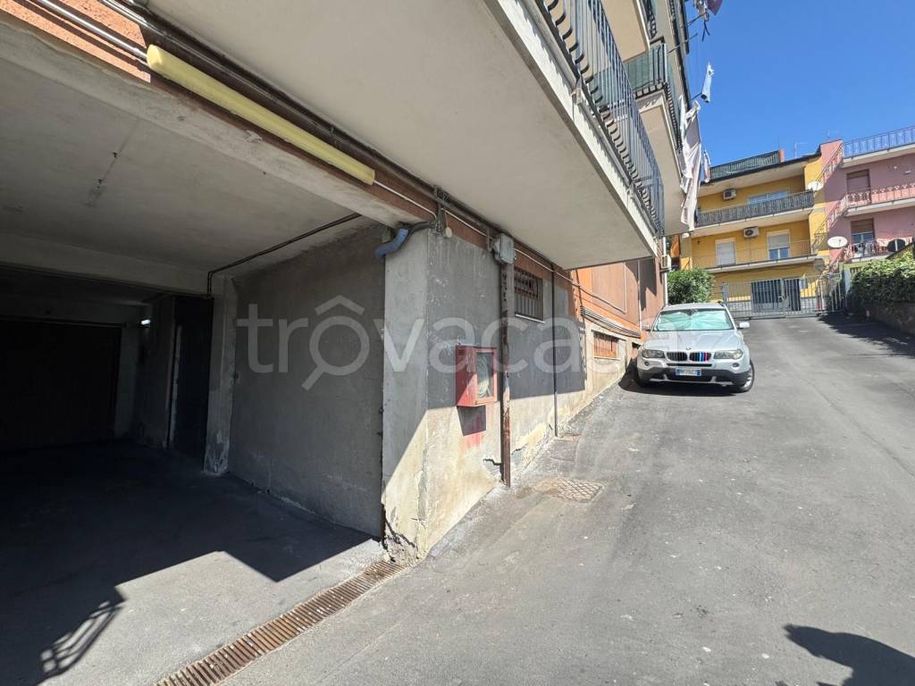 locale di sgombero in vendita a Misterbianco