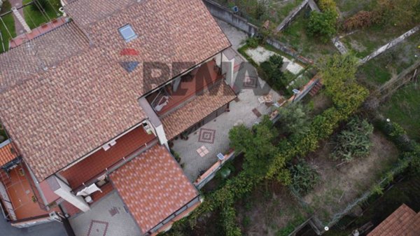 casa indipendente in vendita a Misterbianco