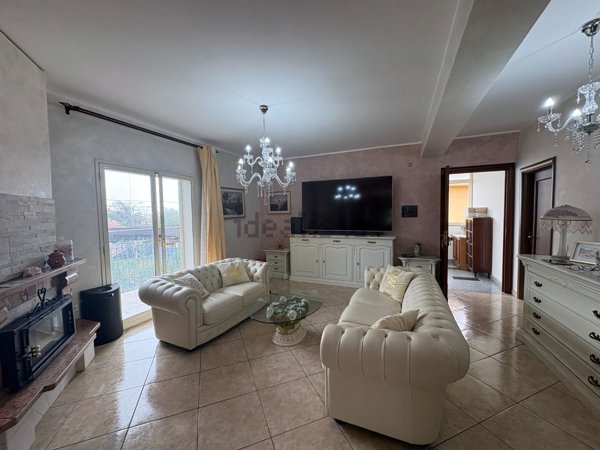 casa indipendente in vendita a Misterbianco