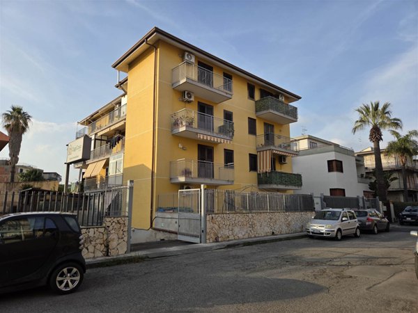 casa indipendente in vendita a Misterbianco