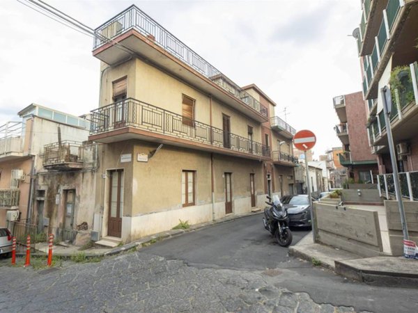 casa indipendente in vendita a Misterbianco in zona Centro Città