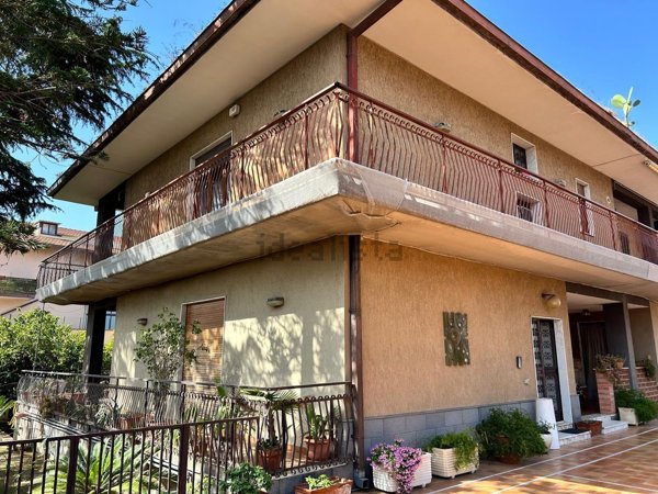 appartamento in vendita a Misterbianco in zona Belsito