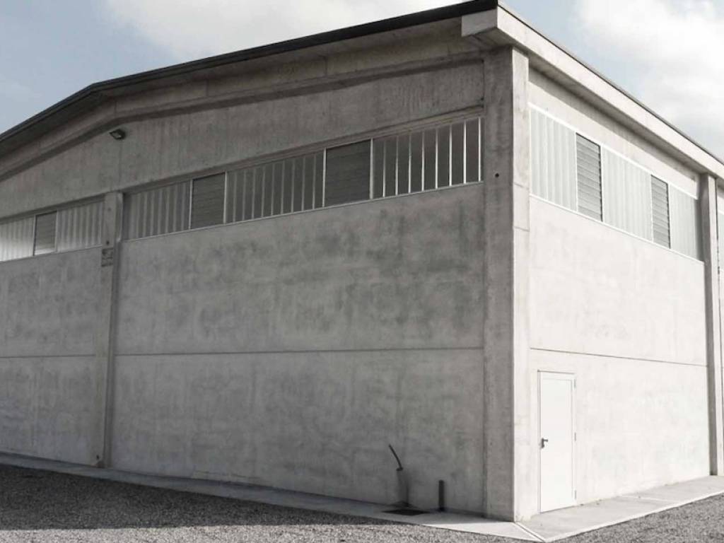 capannone in vendita a Misterbianco