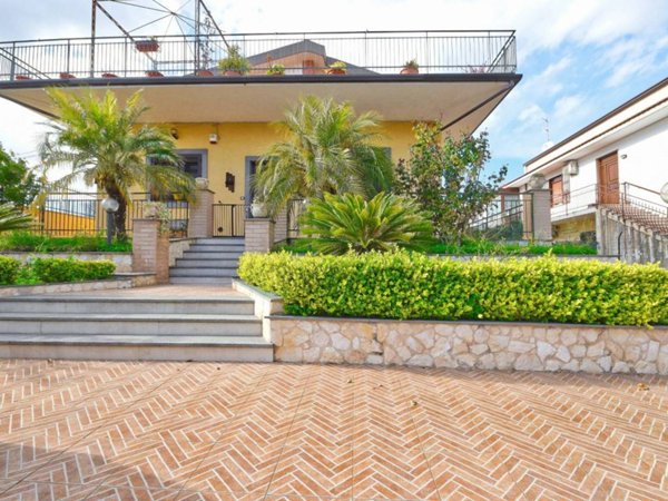 casa indipendente in vendita a Misterbianco
