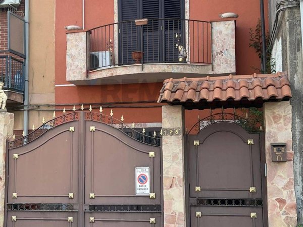 casa indipendente in vendita a Misterbianco