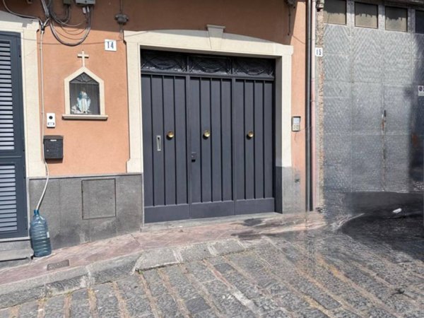 locale commerciale in vendita a Misterbianco