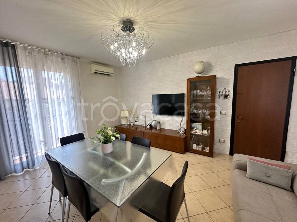 casa indipendente in vendita a Misterbianco in zona Lineri / Montepalma