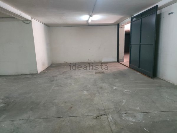 box auto in vendita a Misterbianco in zona Lineri / Montepalma