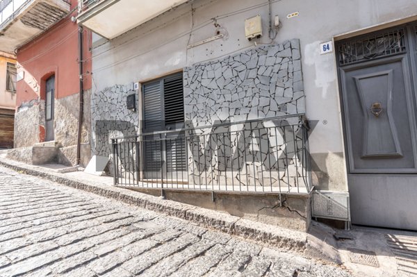 appartamento in vendita a Misterbianco in zona Centro Città