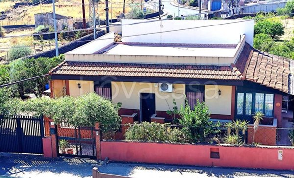 casa indipendente in vendita a Misterbianco