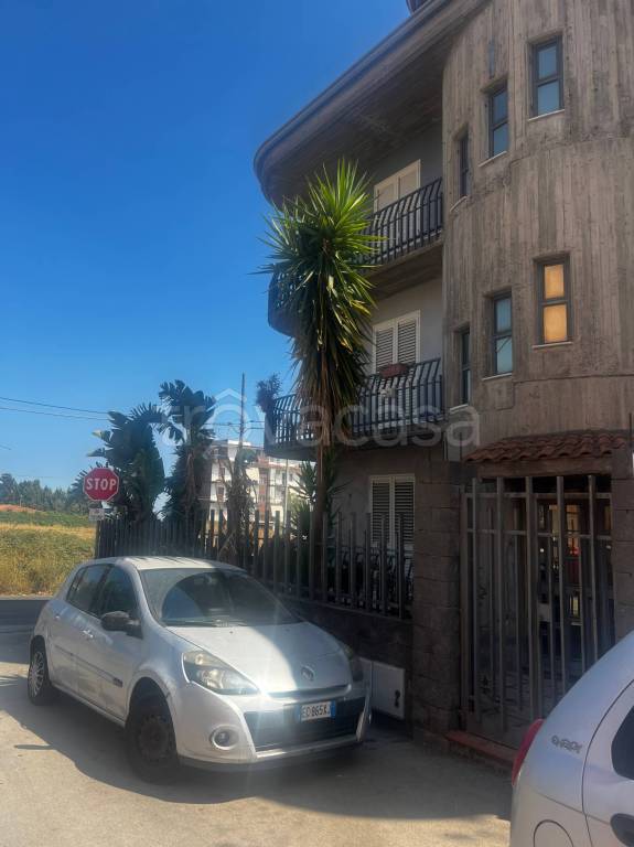 appartamento in vendita a Motta Sant'Anastasia
