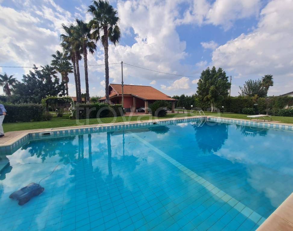 casa indipendente in vendita a Motta Sant'Anastasia