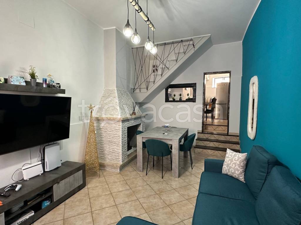 appartamento in vendita a Motta Sant'Anastasia in zona Centro Storico