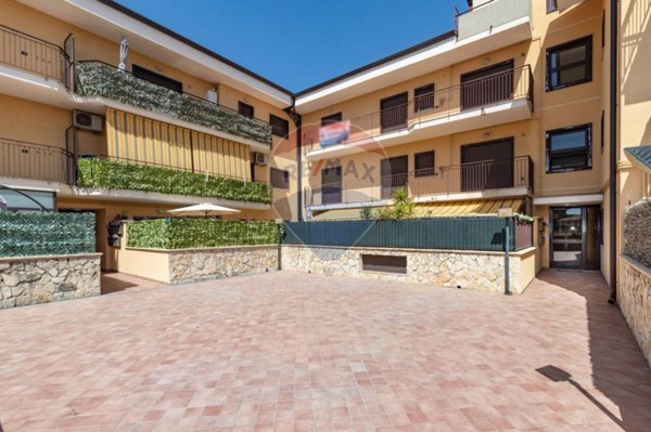appartamento in vendita a Motta Sant'Anastasia in zona Piano Tavola / Belvedere