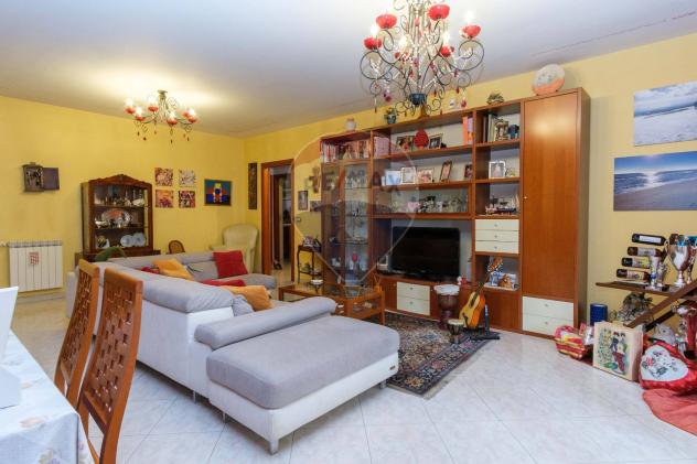 appartamento in vendita a Motta Sant'Anastasia in zona Piano Tavola / Belvedere