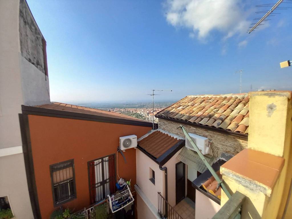 casa indipendente in vendita a Motta Sant'Anastasia